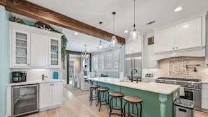 Rumah (5 Bedrooms) | Interior