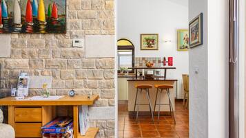 Villa | Dining
