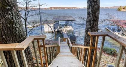 Cozy Digs Lake Lodge w/ 2 Decks, Game Room, Private Dock, Kayak, & Boat Slip