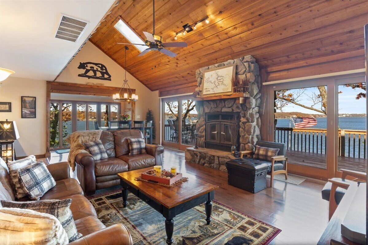 Cozy Digs Lake Lodge w/ 2 Decks, Game Room, Private Dock, Kayak