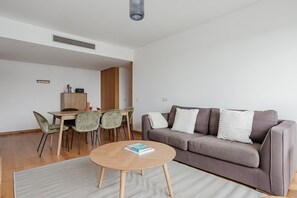 Televisión y estéreo 