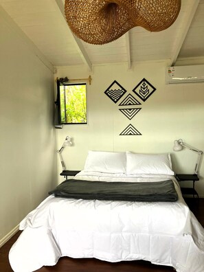 1 bedroom, WiFi, bed sheets - Charming studio OLAS with WiFi and AC in welcoming La Pedrera (La Pedrera)