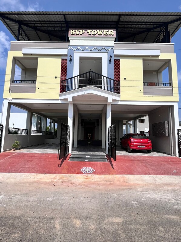 Exterior - Dwaraka Resorts  (Tiruvannamalai)