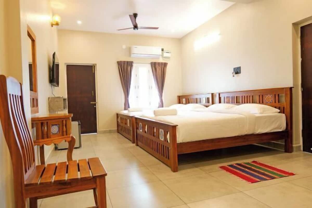 1 bilik tidur, meja, Wi-fi percuma, cadar katil