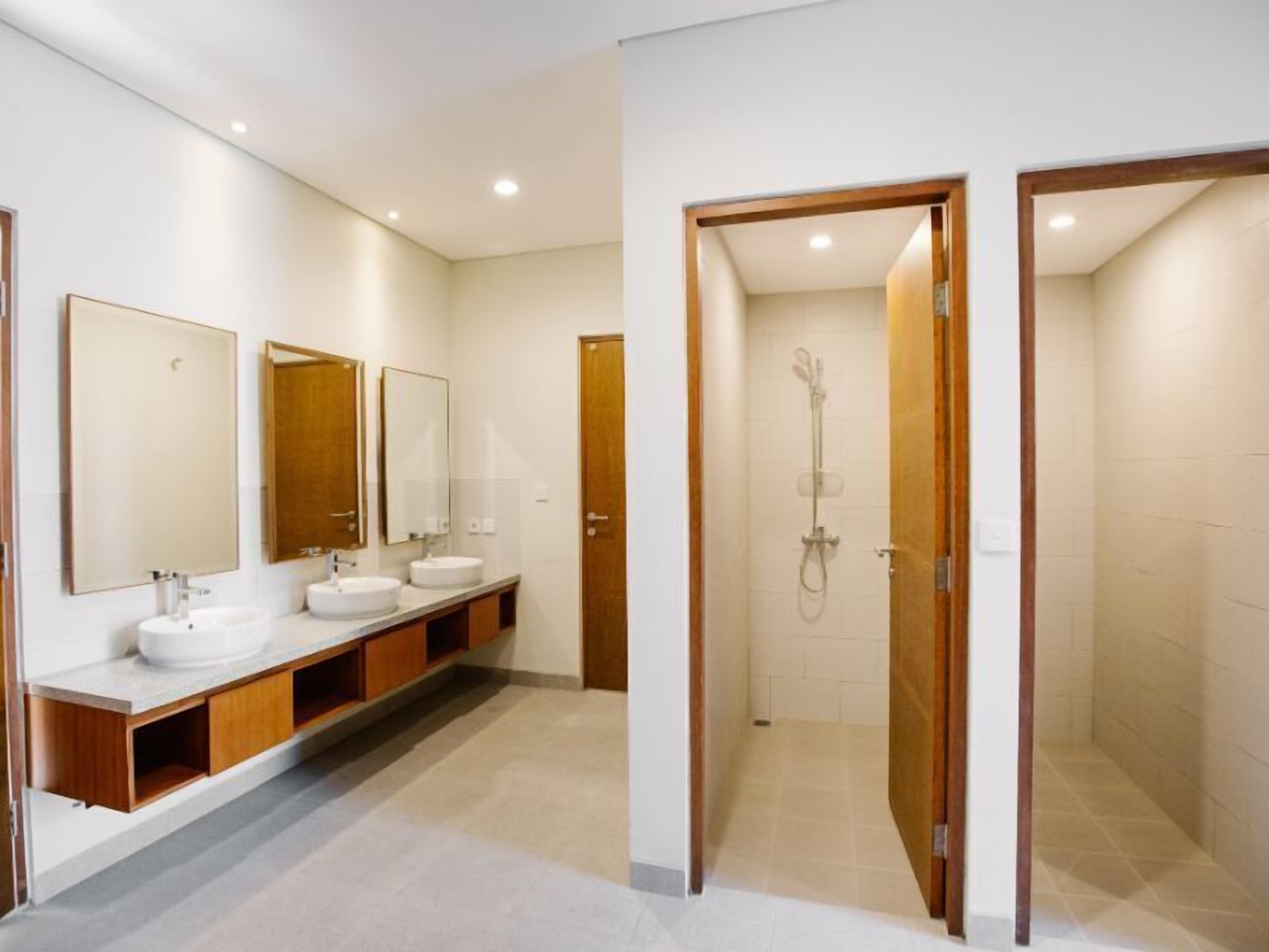 Bagno | Doccia, set di cortesia gratuito, asciugamani, sapone