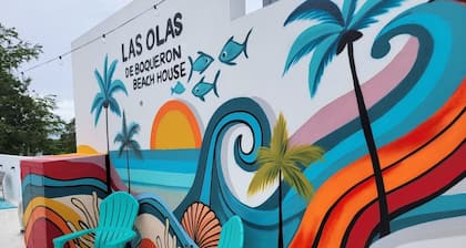 Olas de Boqueron Beach House a 5 minute walk to El Poblado de Boqueron