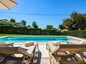 Leilighet | Basseng | Innendørsbasseng og utendørsbasseng