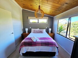 2 slaapkamers, een strijkplank/strijkijzer, wifi, beddengoed