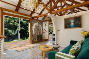 Interior - Amazing Riverside Retreat with Hot Tub & EcoPool (Mossel Bay)