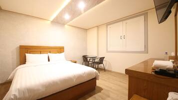 Deluxe Double Room | Free WiFi