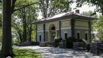 Enceinte de lâhĂ©bergement