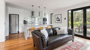 TV, fireplace, offices