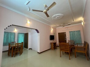 En 32-tommers LCD-TV med kabel-kanaler