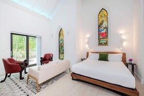 7 bedrooms, iron/ironing board, WiFi, bed sheets - The Mastic Cottage Collection on North Side (North Side)