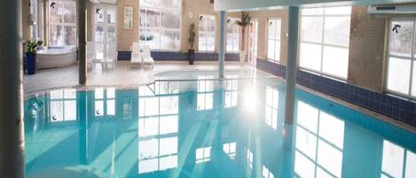 House | Pool | Outdoor pool