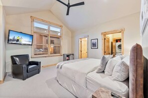 3 Schlafzimmer, Bügeleisen/Bügelbrett, WLAN, Bettwäsche
