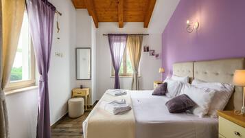 Villa | 4 bedrooms, iron/ironing board