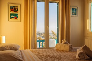 4 bedrooms, WiFi, bed sheets