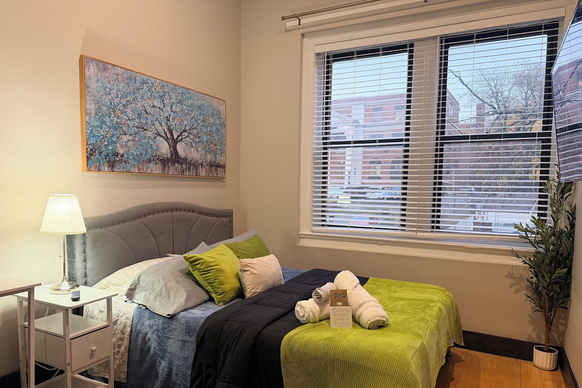 Modern Private Room Green