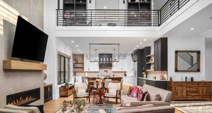 Magnificent Lake Oswego Luxury Estate, Incredible Indoor / Outdoor Living w/ Fireplace, Game Room