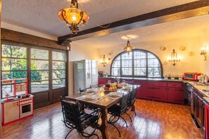 Family Villa, 4 Bedrooms, Refrigerator & Microwave, Mountainside (Chalet Miralago) | Private kitchen | Fridge, microwave, oven, stovetop - Chalet Miralago (Plesio)