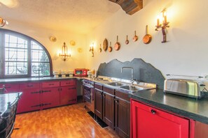 Family Villa, Multiple Bedrooms, Refrigerator & Microwave, Mountainside (Chalet Miralago) | Private kitchen | Fridge, microwave, oven, stovetop