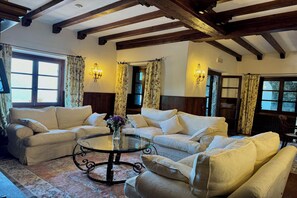 Family Villa, Multiple Bedrooms, Refrigerator & Microwave, Mountainside (Chalet Miralago) | Living area - Chalet Miralago (Plesio)