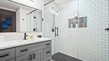 Shower, towels