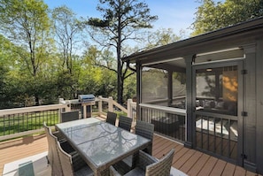 Outdoor dining - Luxury Retreat | Private Backyard | Pool & Patio (Marietta)