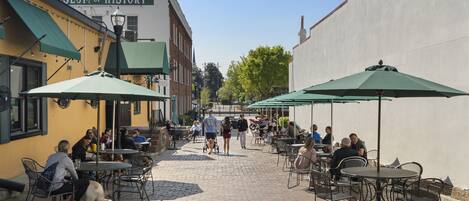 Restauration extérieure