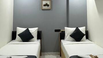 Superior Room | Premium bedding, desk, free WiFi, bed sheets