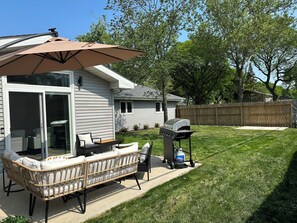 Terrace/patio - Grand Retreat/5 Bedrooms/Game Room (Lombard)