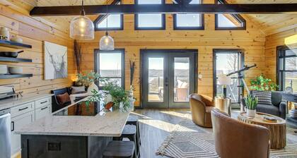 Stunning Celina Home w/ Hot Tub, Views & Fire Pit!