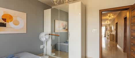 Family Apartment, Multiple Bedrooms, 2 Bathrooms (Modern and comfortable apart Savoy) | 2 bedrooms, iron/ironing board, rollaway beds, free WiFi