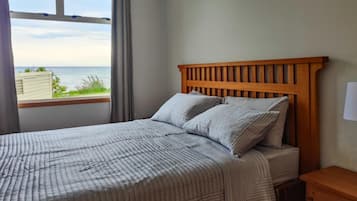 2 slaapkamers, een bureau, wifi, beddengoed