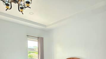 4 bedrooms, WiFi, bed sheets