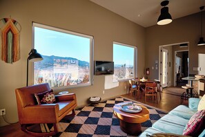 Luxury House, Mountain View, Mountainside | Living area