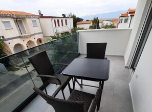 Apartment (Two Bedroom Apartment) | Terrace/patio