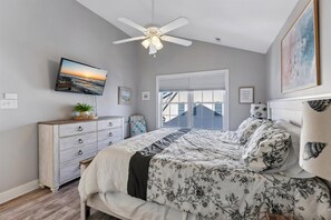 3 quartos, ferros/tábuas de passar roupa, Wi-Fi de cortesia