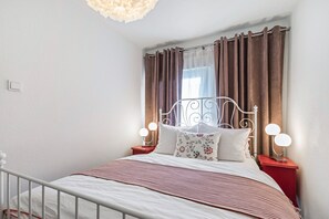 2 chambres, Wi-Fi gratuit, draps fournis