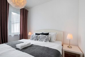 3 habitaciones, wifi gratis y ropa de cama 