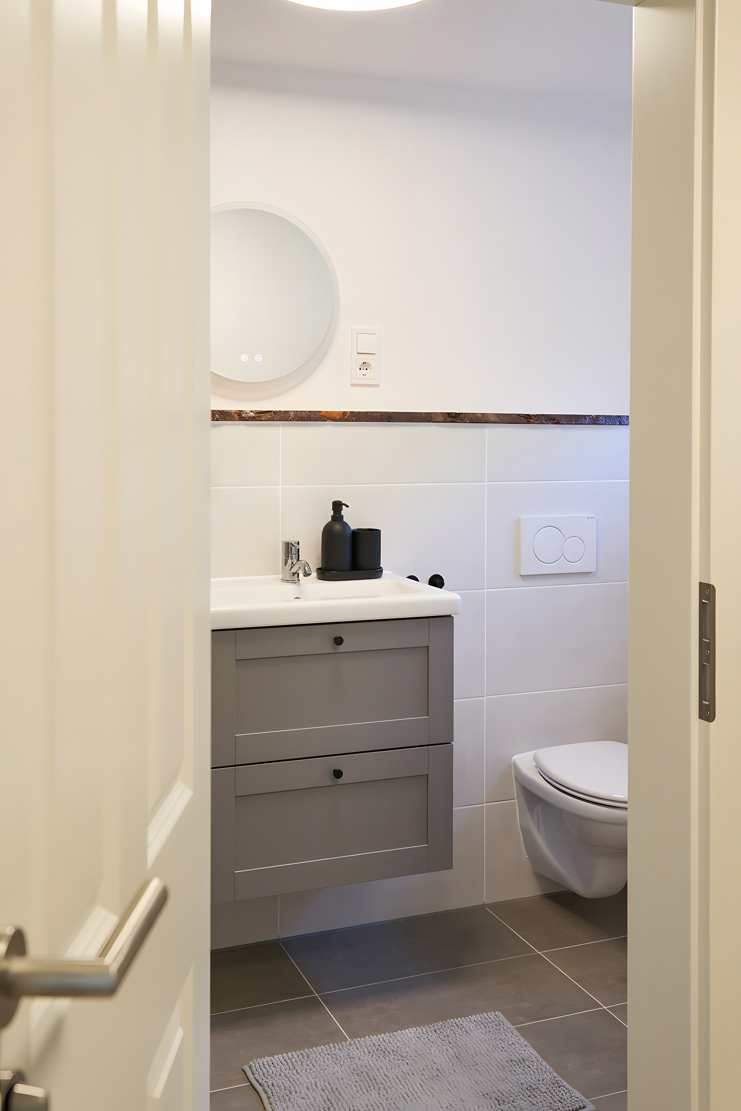 Ducha, secador de pelo, toallas