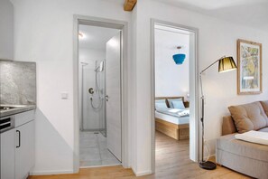 1 bedroom, free WiFi, bed sheets, wheelchair access - Apartment 'Appartement 1' with Shared Terrace, Shared Garden and Wi-Fi (Kirchseeon)