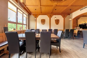 Dining - Room 'Zimmer 2' with Wi-Fi (Prüm)