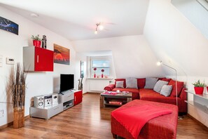 Télévision, chaîne hi-fi