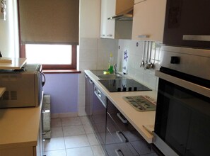 Appartement (Two Bedroom Apartment with Terrace) | Cuisine privée