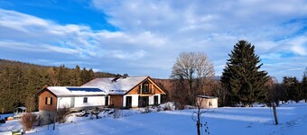 Studio Apartment 'Abendsonne' with Mountain View, Private Terrace and Wi-Fi