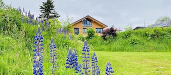Studio Apartment 'Abendsonne' with Mountain View, Private Terrace and Wi-Fi