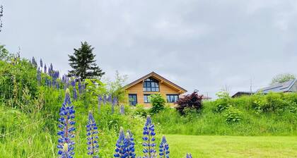 Studio Apartment 'Abendsonne' with Mountain View, Private Terrace and Wi-Fi