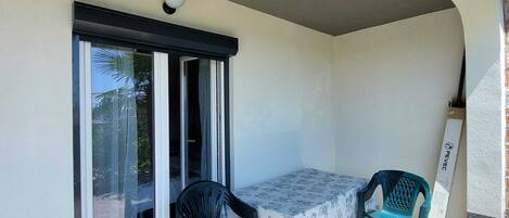 Apartment (One Bedroom Apartment with Terrace) | Exterior